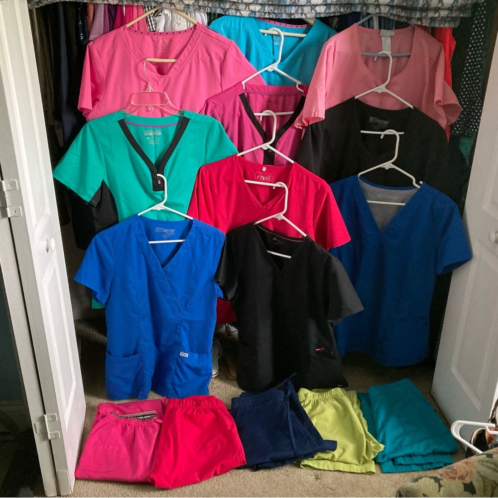 10 Size L scrub tops and 5 Size M bottoms.
